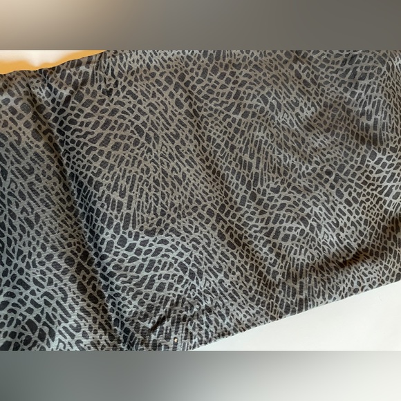 FairPlay men’s Joggers - Picture 5 of 7